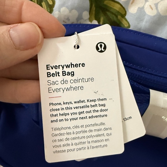 Lululemon Everywhere Belt Bag Royal Blue - Picture 3 of 3